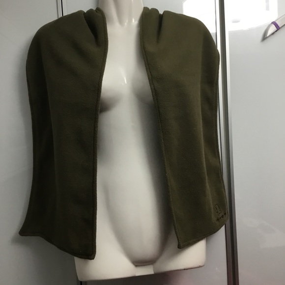 Lulu Castagnette Fleece Scarf - Picture 3 of 3